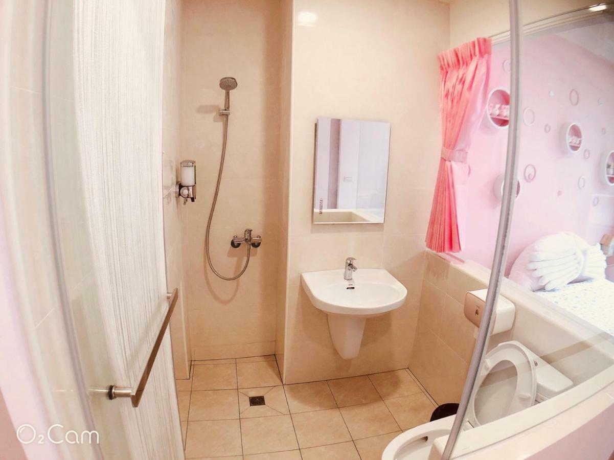 Greenonly Homestay Tainan Dış mekan fotoğraf